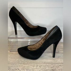Mira & Bella Black Velvet High Heels with Leather Accent and Faux Fur Lining